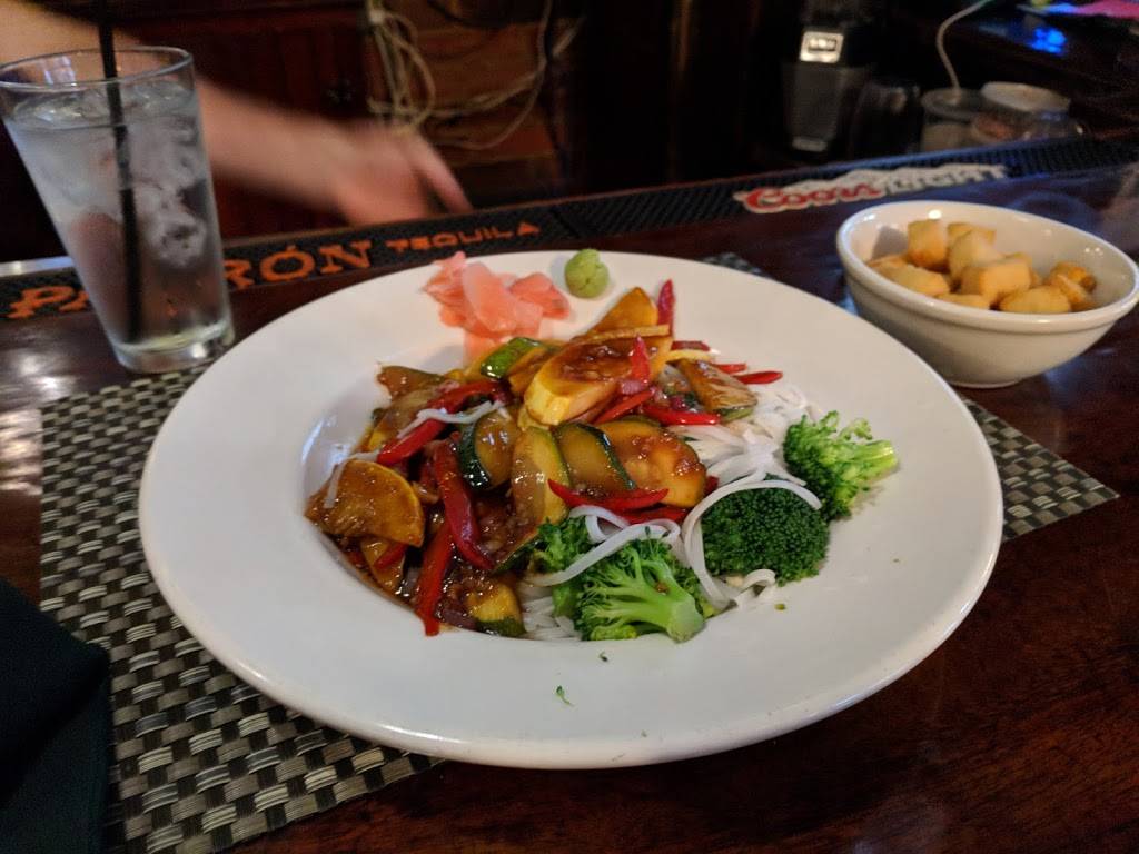 Village Tavern Restaurant & Inn | restaurant | 30 Mechanic St, Hammondsport, NY 14840, USA | 6075692528 OR +1 607-569-2528