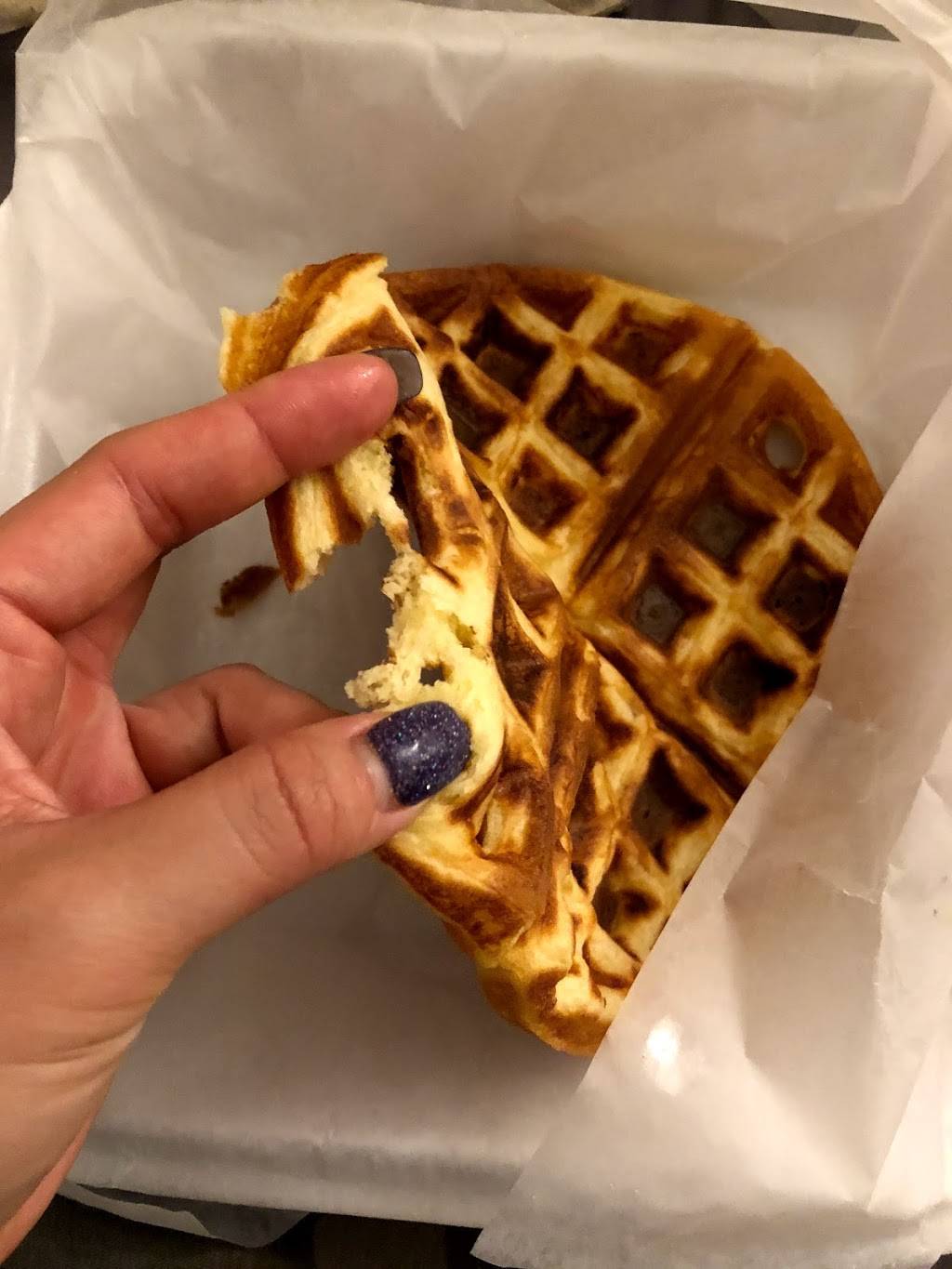 Jackpot Restaurants | restaurant | 202-16 Mallard Rd, North York, ON M3B 3N1, Canada | 4169013880 OR +1 416-901-3880