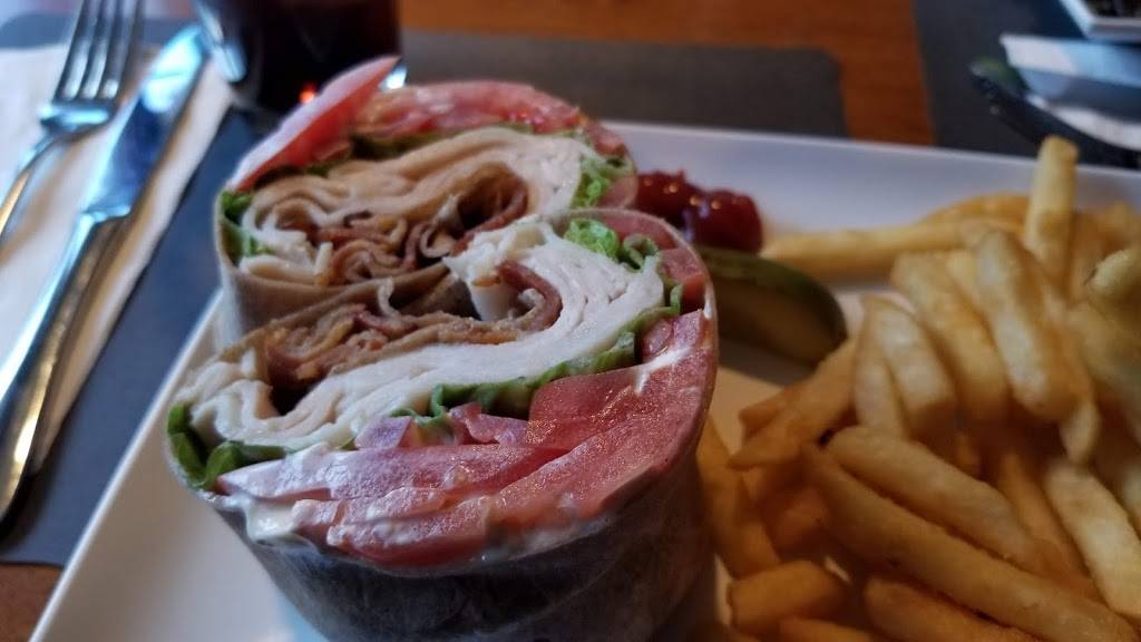 Healys Inn | restaurant | 54 Broadway # 1, Greenlawn, NY 11740, USA | 6317542700 OR +1 631-754-2700