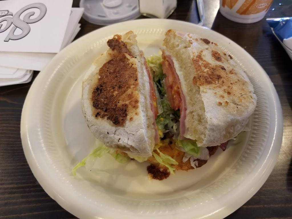 Schmaltzs Sandwich Shoppe | restaurant | 4445, 1412 N Valley Mills Dr #136, Waco, TX 76710, USA | 2547763694 OR +1 254-776-3694