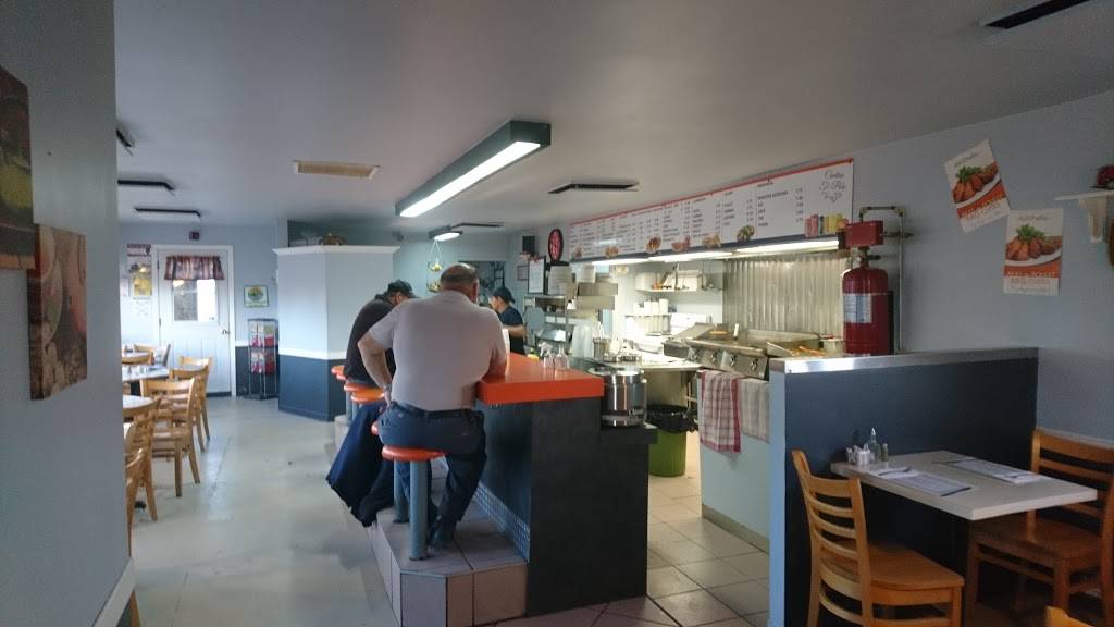 Restaurant Ti-Polo | restaurant | Rt Canada, 100 Hwy 133, Henryville, QC J0J 1E0, Canada | 4502992424 OR +1 450-299-2424