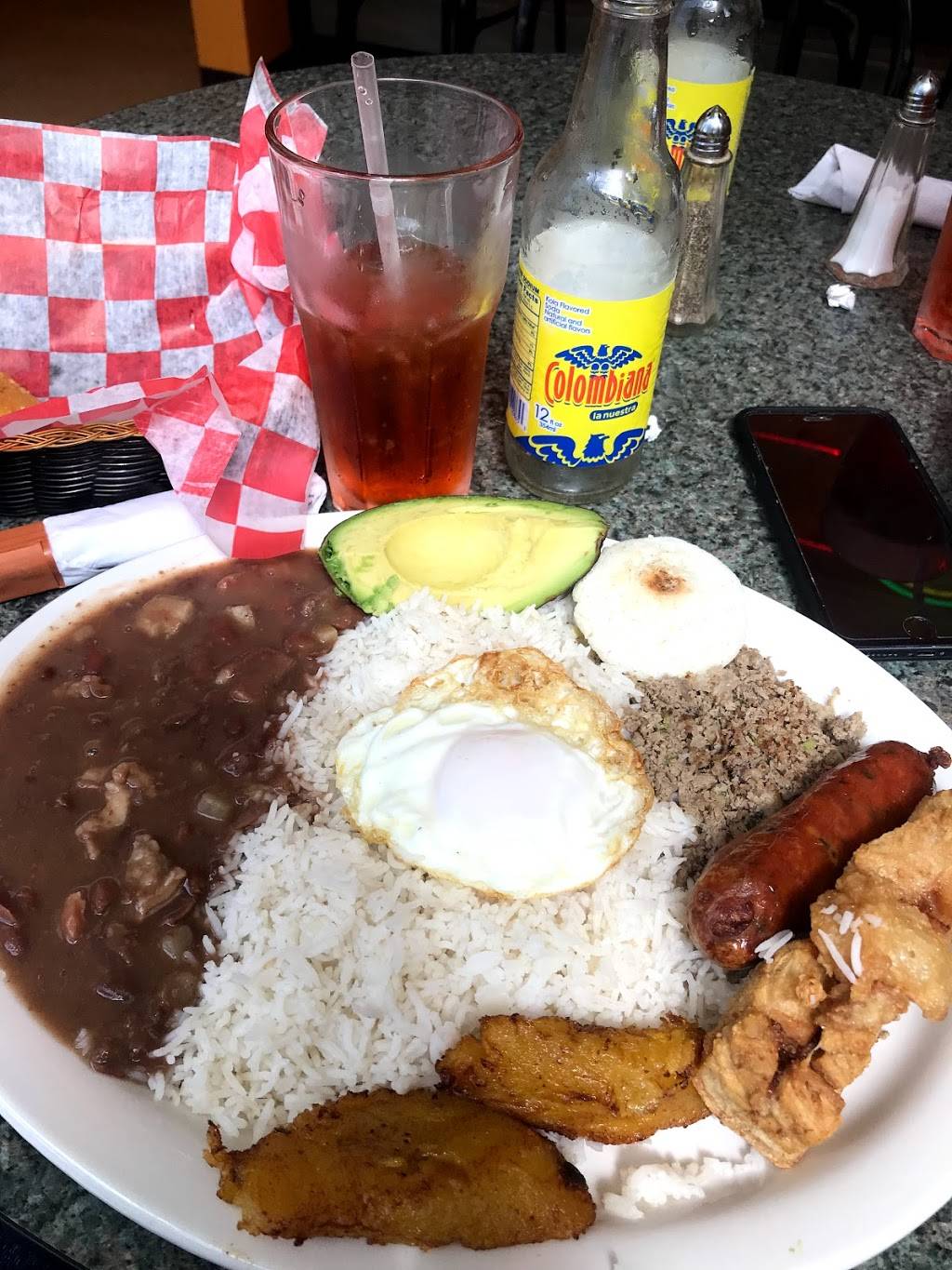 Mi Colombia Restaurante | restaurant | 1568 Bell Rd, Nashville, TN 37211, USA | 6159537004 OR +1 615-953-7004