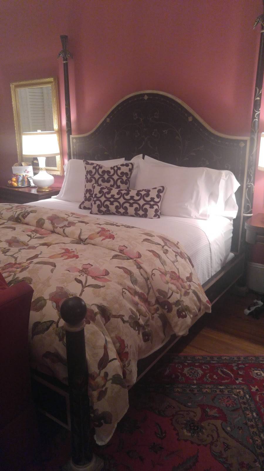 Rosewood Manor | restaurant | 900 N Main St, Marion, SC 29571, USA | 3363129260 OR +1 336-312-9260