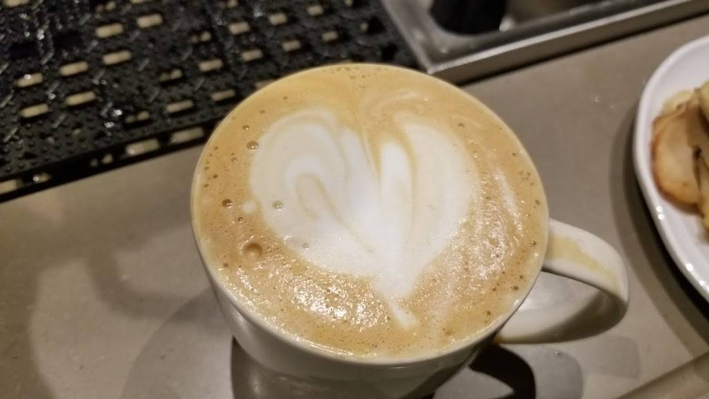 Starbucks | cafe | 5341 S 9th St, Kalamazoo, MI 49009, USA | 2693657425 OR +1 269-365-7425