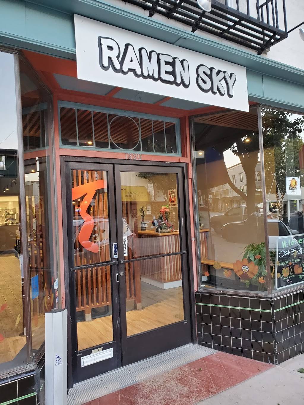 Ramen Sky | restaurant | 1320 Broadway, Burlingame, CA 94010, USA | 6505393989 OR +1 650-539-3989