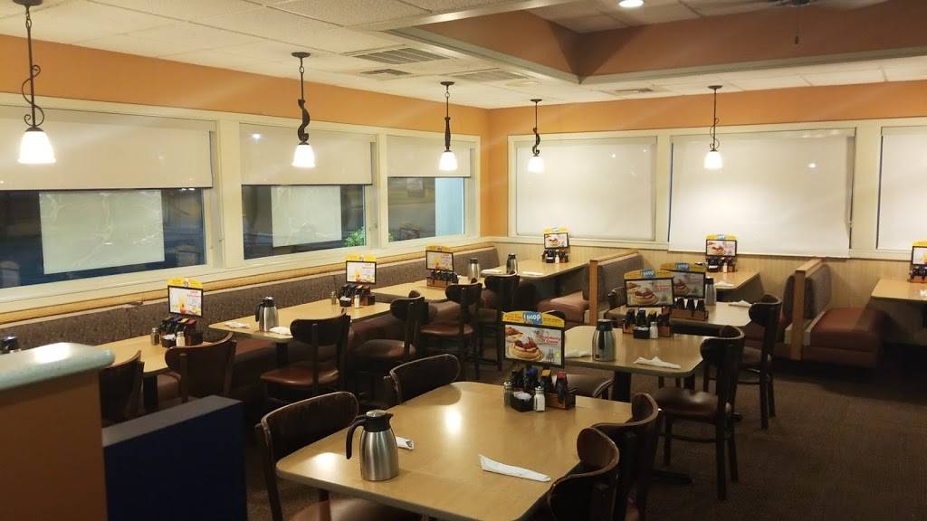 IHOP | restaurant | 4604 W Walnut St, Rogers, AR 72756, USA | 4796312467 OR +1 479-631-2467