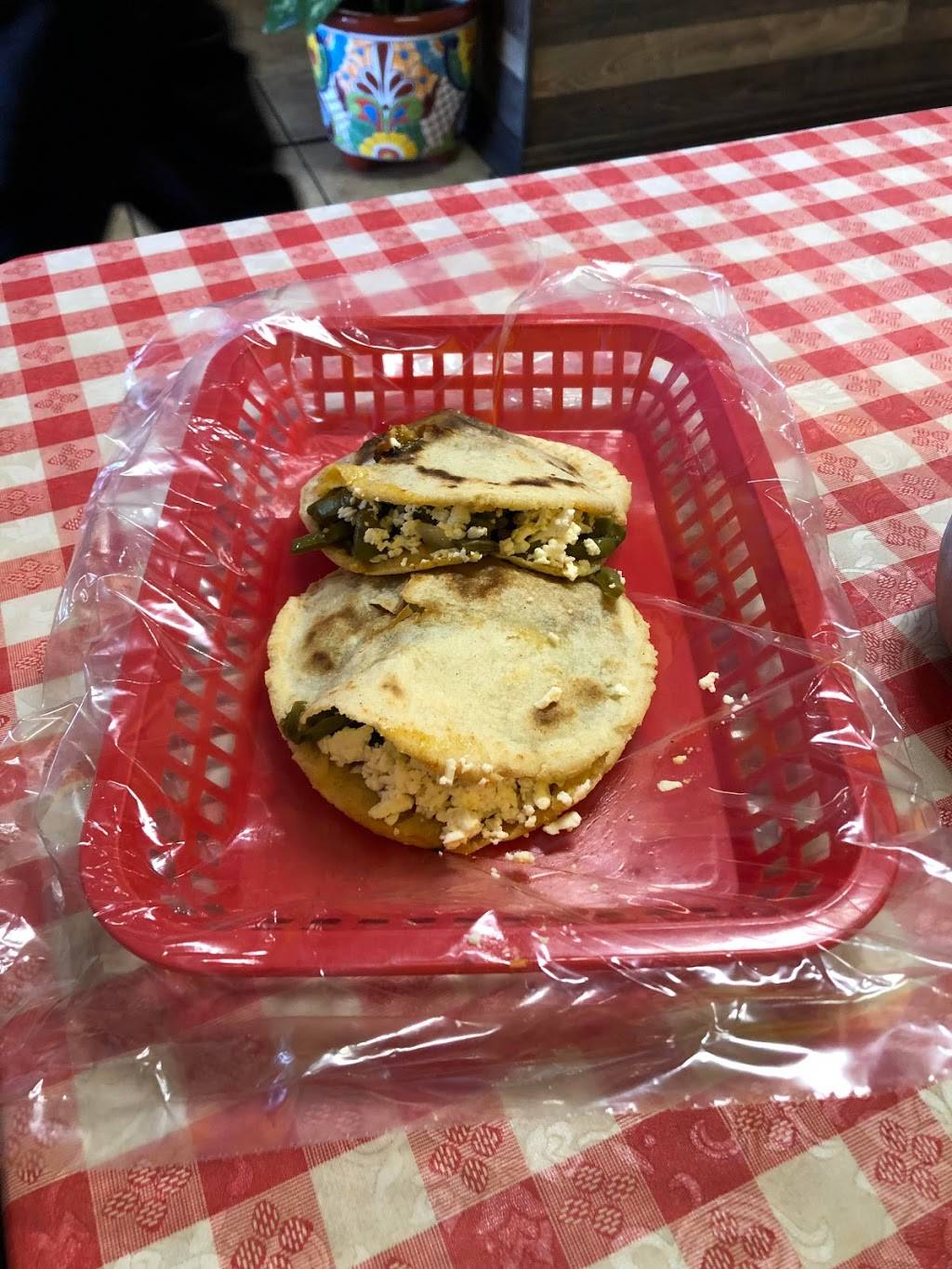 El Rincon de Rita | restaurant | 1520 Alum Rock Ave, San Jose, CA 95116, USA | 4087130408 OR +1 408-713-0408