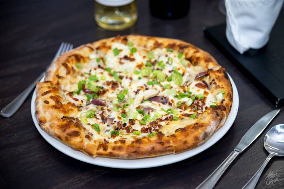 The Lakeside Grill | restaurant | 100 Cedar Cove Rd, White Lake, ON K0A 3L0, Canada | 6136233133 OR +1 613-623-3133