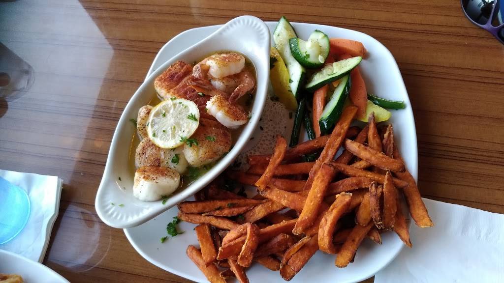 Manatee Island Fort Pierce | restaurant | 1640 Seaway Dr, Fort Pierce, FL 34949, USA | 7722428460 OR +1 772-242-8460