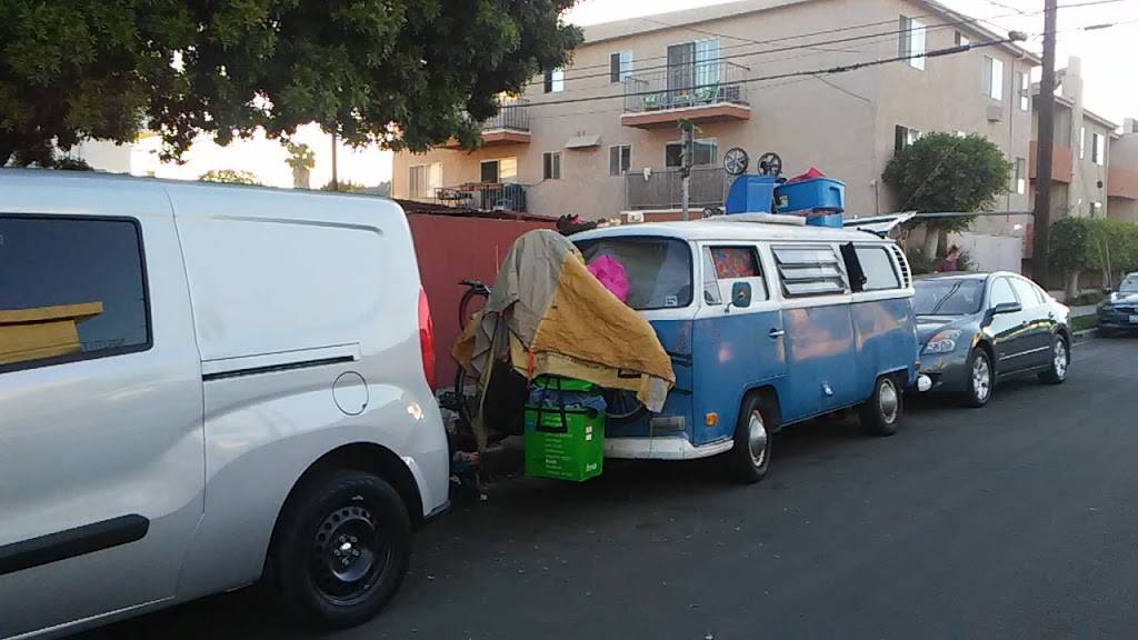 Siam Chan | restaurant | 12470 Venice Blvd, Los Angeles, CA 90066, USA | 3109157408 OR +1 310-915-7408