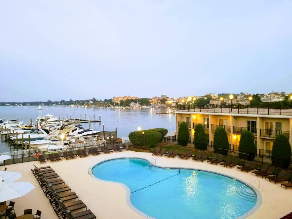 The Molly Pitcher Inn | restaurant | 88 Riverside Ave, Red Bank, NJ 07701, USA | 7327472500 OR +1 732-747-2500