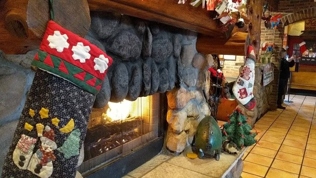 Famous Daves Bar-B-Que | restaurant | 5000 Old Hickory Blvd, Hermitage, TN 37076, USA | 6158820999 OR +1 615-882-0999