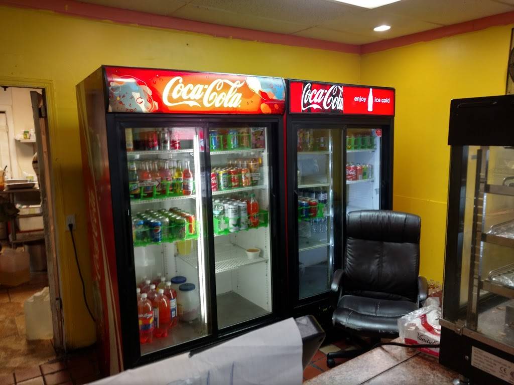 Mommie Joes | restaurant | 1036 S Broad St # A, Trenton, NJ 08611, USA | 6096956561 OR +1 609-695-6561