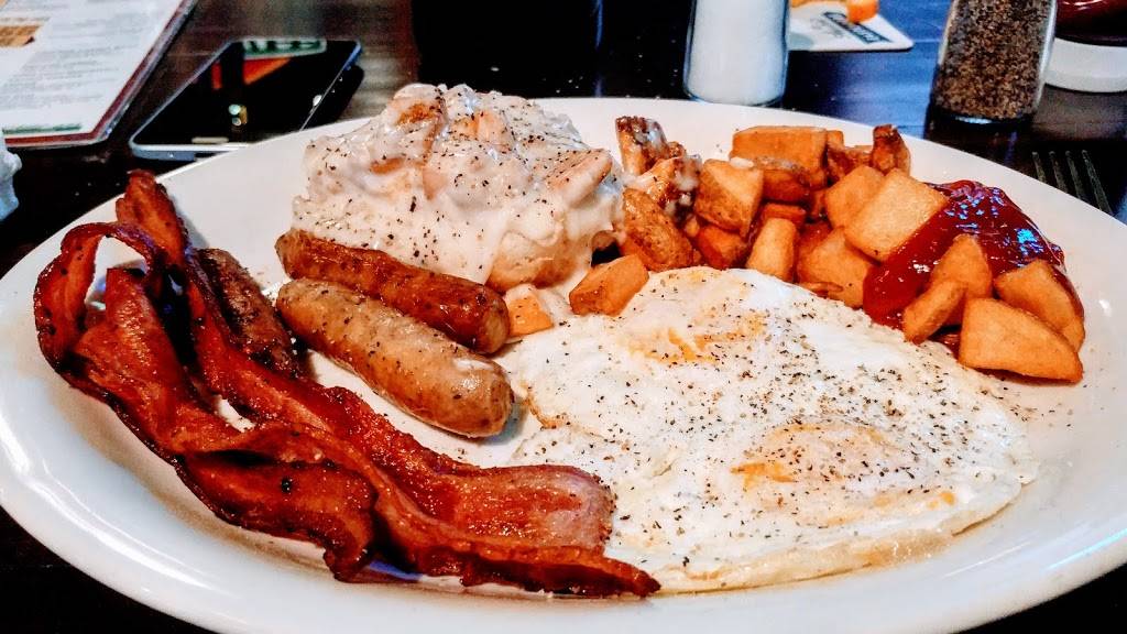 The Peanut | restaurant | 1731 S Mur-Len Rd, Olathe, KS 66062, USA | 9138391579 OR +1 913-839-1579