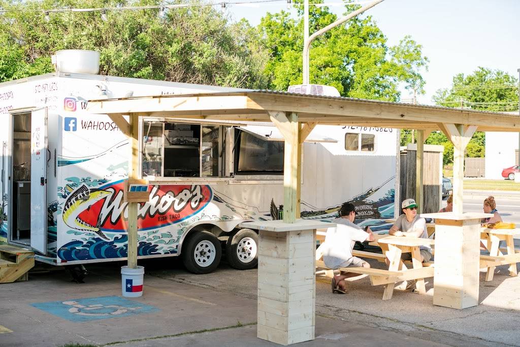 Wahoos Fish Tacos | restaurant | 424 S Lamar Blvd, Austin, TX 78704, USA | 5129886826 OR +1 512-988-6826