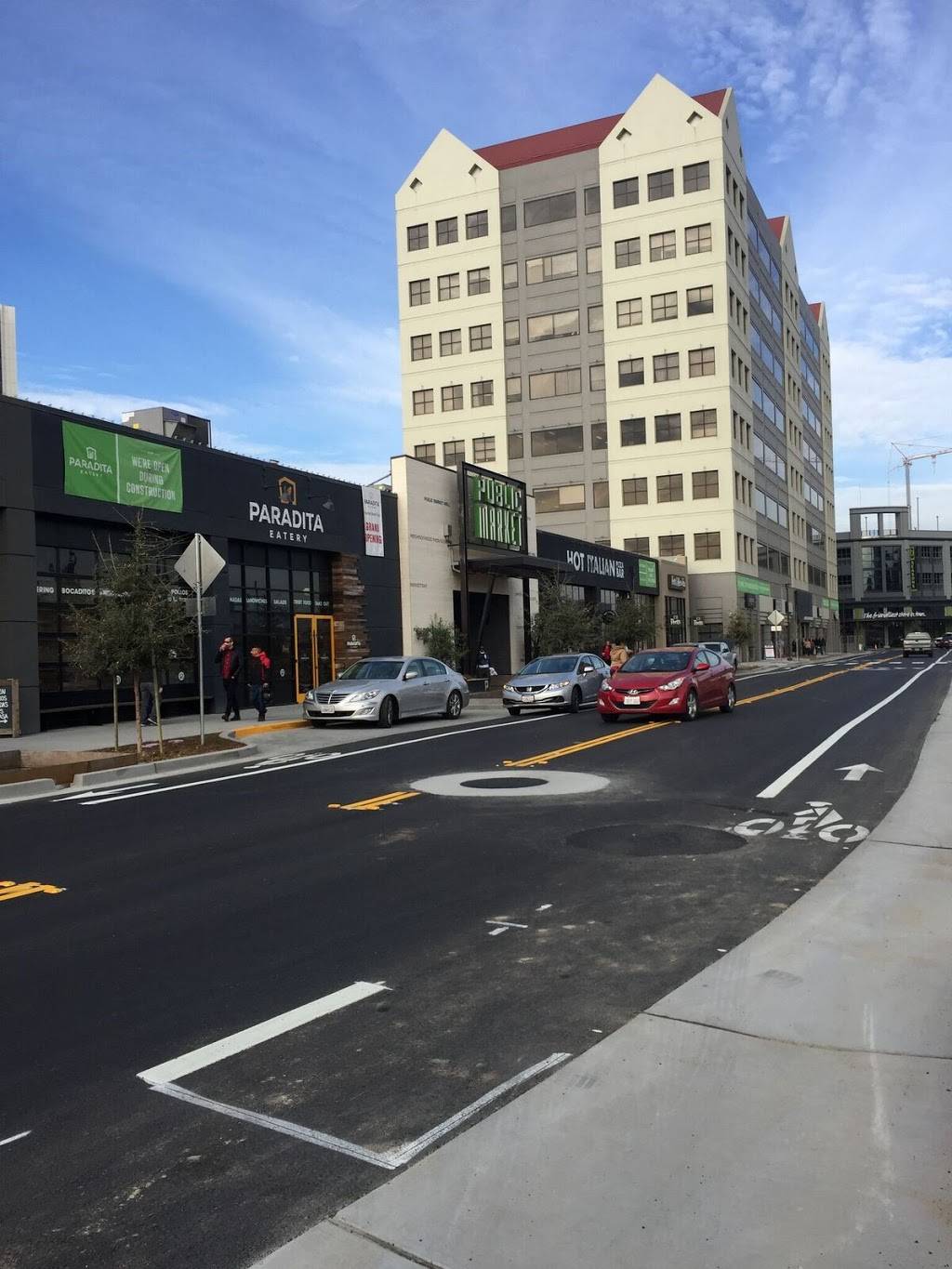 Public Market Emeryville | shopping mall | 5959 Shellmound St, Emeryville, CA 94608, USA | 5106525852 OR +1 510-652-5852