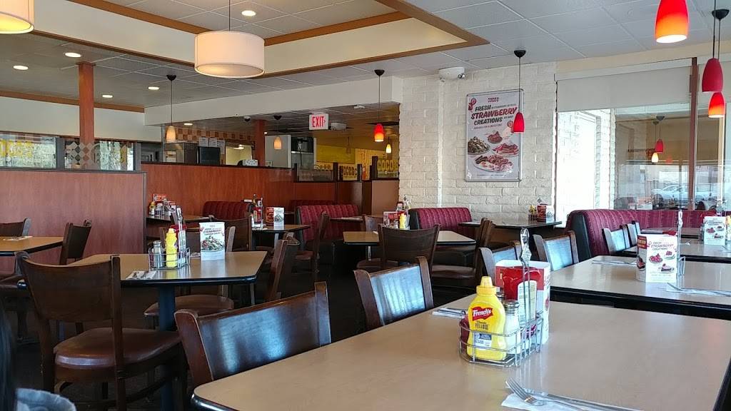 Cocos Bakery Restaurant | restaurant | 6040 York Blvd, Los Angeles, CA 90042, USA | 3232560563 OR +1 323-256-0563