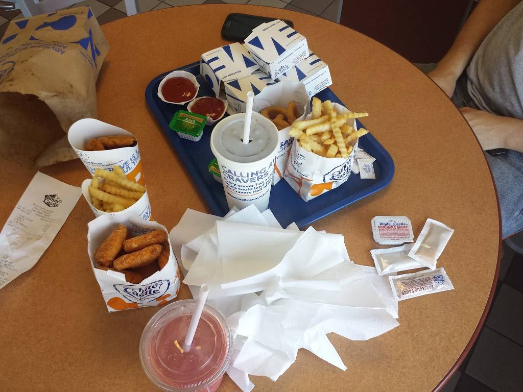 White Castle | restaurant | 6207 Sunrise Hwy, Massapequa, NY 11758, USA | 5167994641 OR +1 516-799-4641