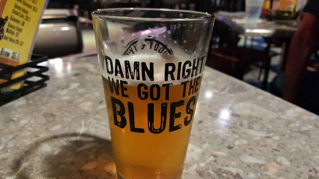 Buddy Guys Legends | night club | 700 S Wabash Ave, Chicago, IL 60605, USA | 3124271190 OR +1 312-427-1190