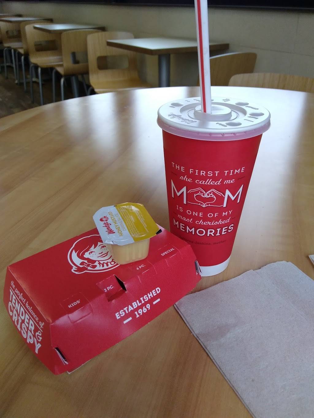 Wendys | restaurant | 84 Elizabeth Pike, Mineral Wells, WV 26150, USA | 3044893334 OR +1 304-489-3334