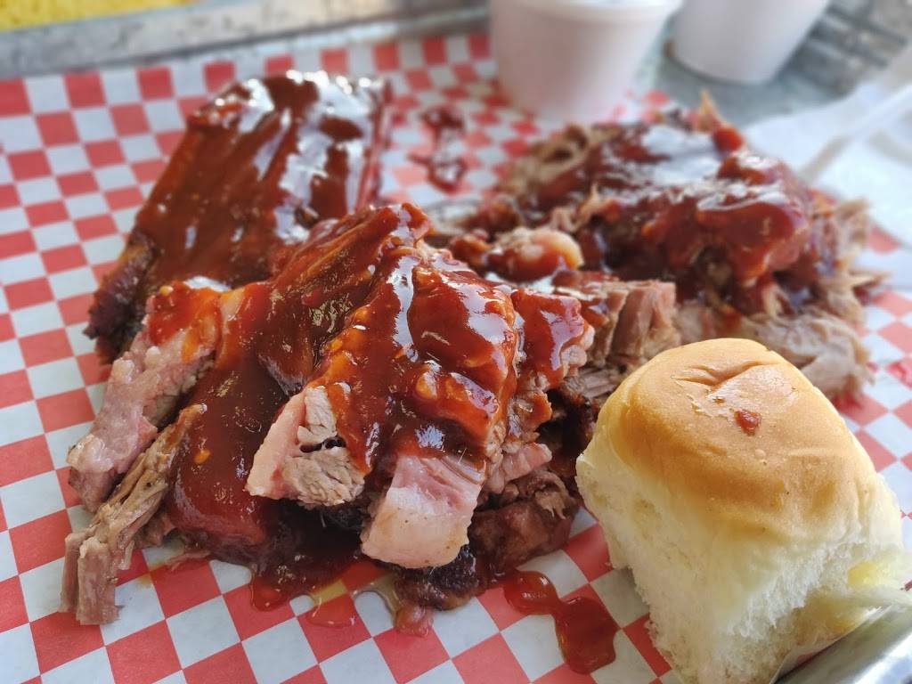 WOWOS SMOKIN HOT BBQ & CATERING | restaurant | 13022 Whittier Blvd, Whittier, CA 90602, USA | 5622735477 OR +1 562-273-5477