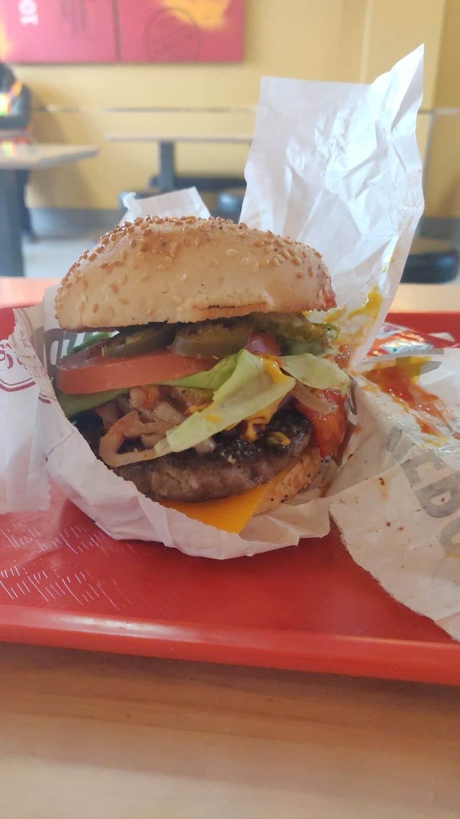 Hero Certified Burgers | restaurant | 6070 Dixie Rd, Mississauga, ON L5T 1A6, Canada | 9056707010 OR +1 905-670-7010