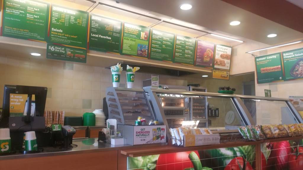 Subway | restaurant | 2689 Cochran St, Simi Valley, CA 93065, USA | 8055810406 OR +1 805-581-0406