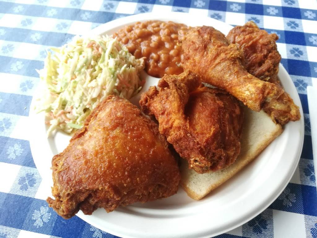 Gus’s World Famous Fried Chicken | restaurant | 31105 Woodward Ave, Royal Oak, MI 48073, USA | 2486774433 OR +1 248-677-4433