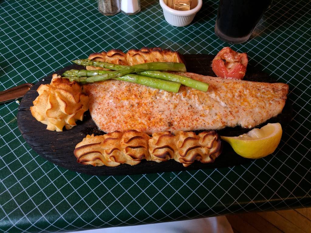 Douglas Lake Bar & Steakhouse | restaurant | 10990 Douglas Lake Rd, Pellston, MI 49769, USA | 2315398588 OR +1 231-539-8588