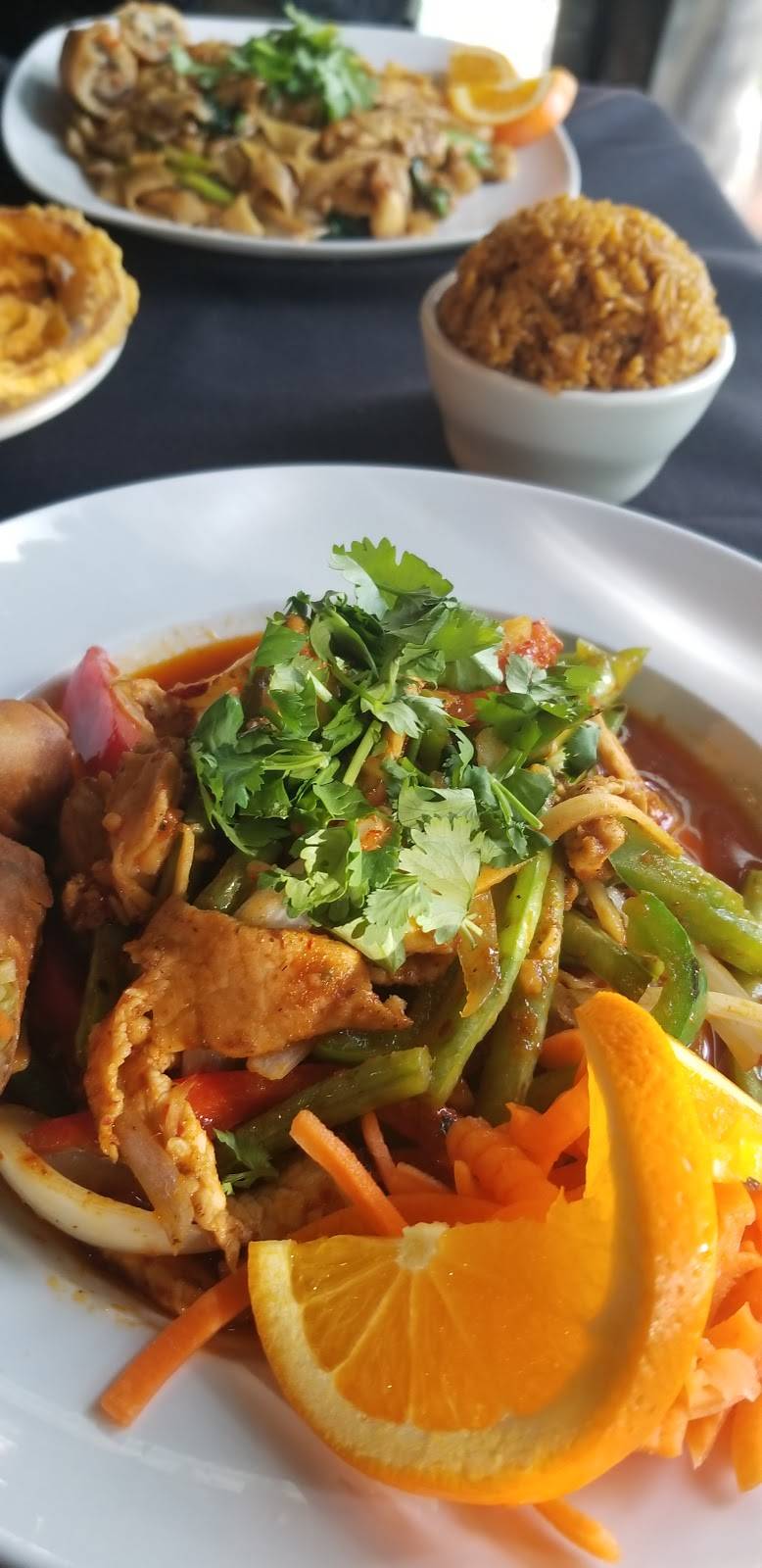 Thai Orchid | restaurant | 207 N Navarro St, Victoria, TX 77901, USA | 3617035177 OR +1 361-703-5177