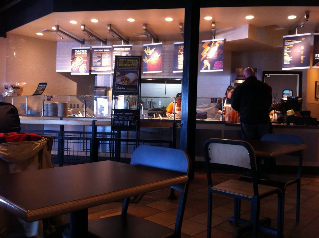 QDOBA Mexican Eats | restaurant | 8789 N Port Washington Rd, Fox Point, WI 53217, USA | 4142280500 OR +1 414-228-0500