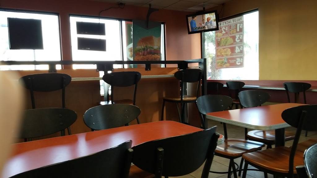 Jack in the Box | restaurant | 1335 S Soto St, Los Angeles, CA 90023, USA | 3232631450 OR +1 323-263-1450