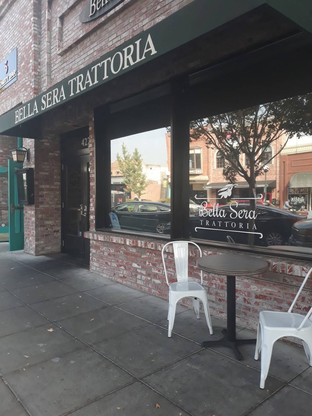 Bella Sera Trattoria | restaurant | 422 S Myrtle Ave, Monrovia, CA 91016, USA | 6263591399 OR +1 626-359-1399