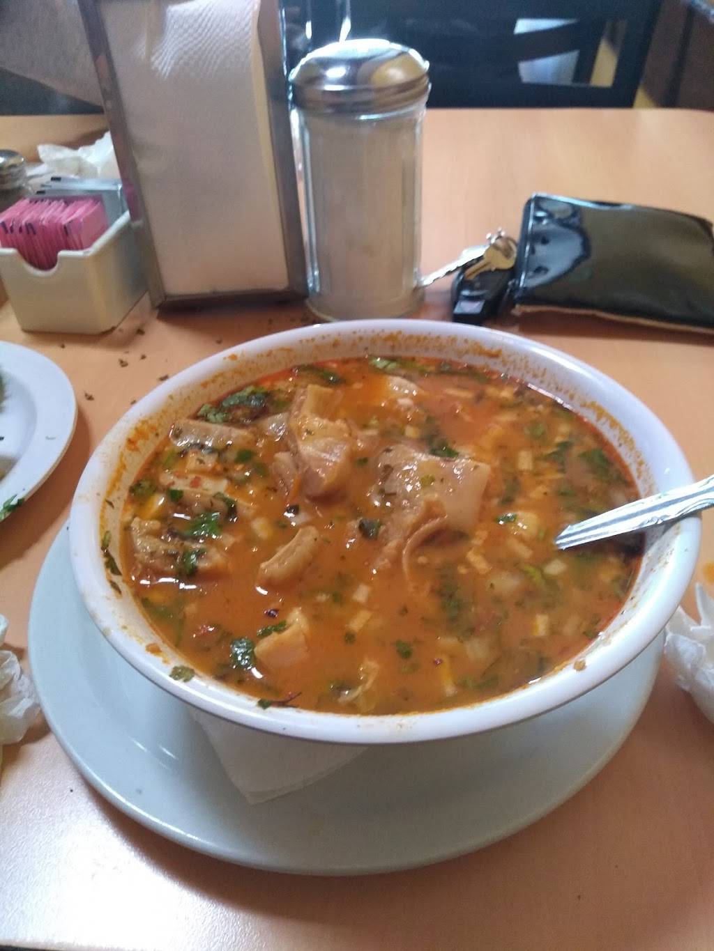 Las Cubetas | restaurant | Boulevard Benito Juárez 4157, Villa Floresta, Hacienda Floresta del Mar, 22710 Rosarito, B.C., Mexico | 016616122700 OR +52 661 612 2700