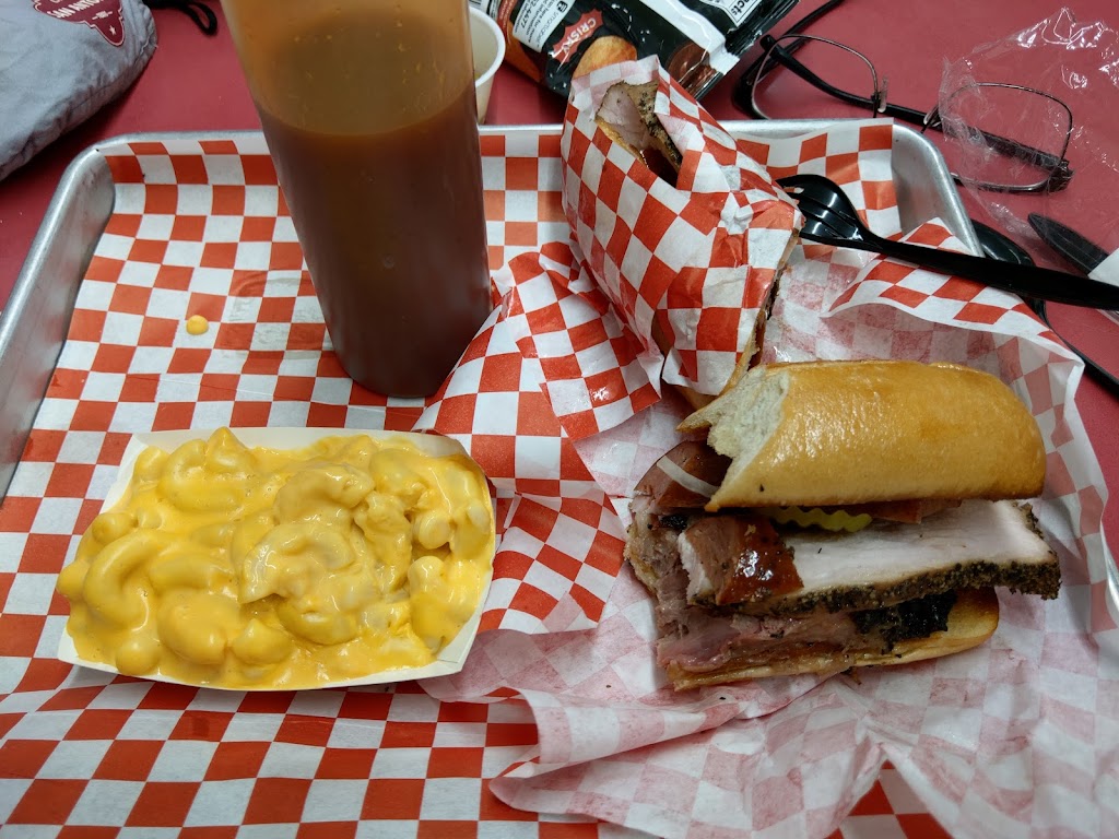 Zekes BBQ SmokeHouse | restaurant | 3695 Culebra Rd, San Antonio, TX 78228, USA | 2106003466 OR +1 210-600-3466