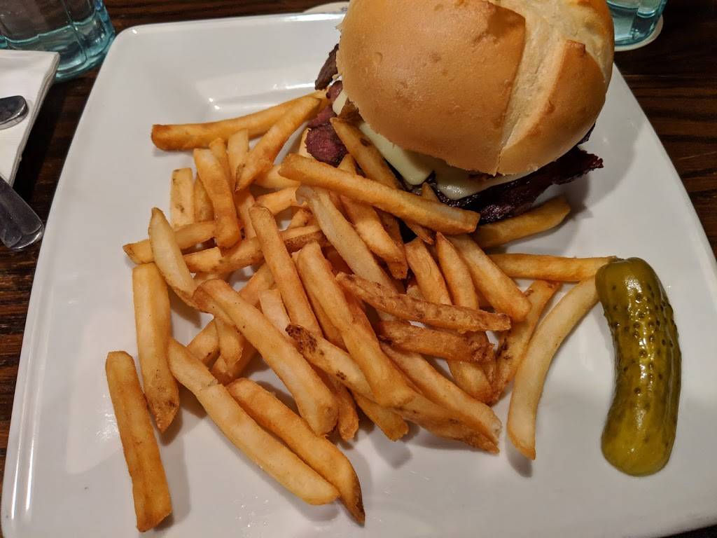 Deer Park Tavern | restaurant | 108 W Main St, Newark, DE 19711, USA | 3023699414 OR +1 302-369-9414