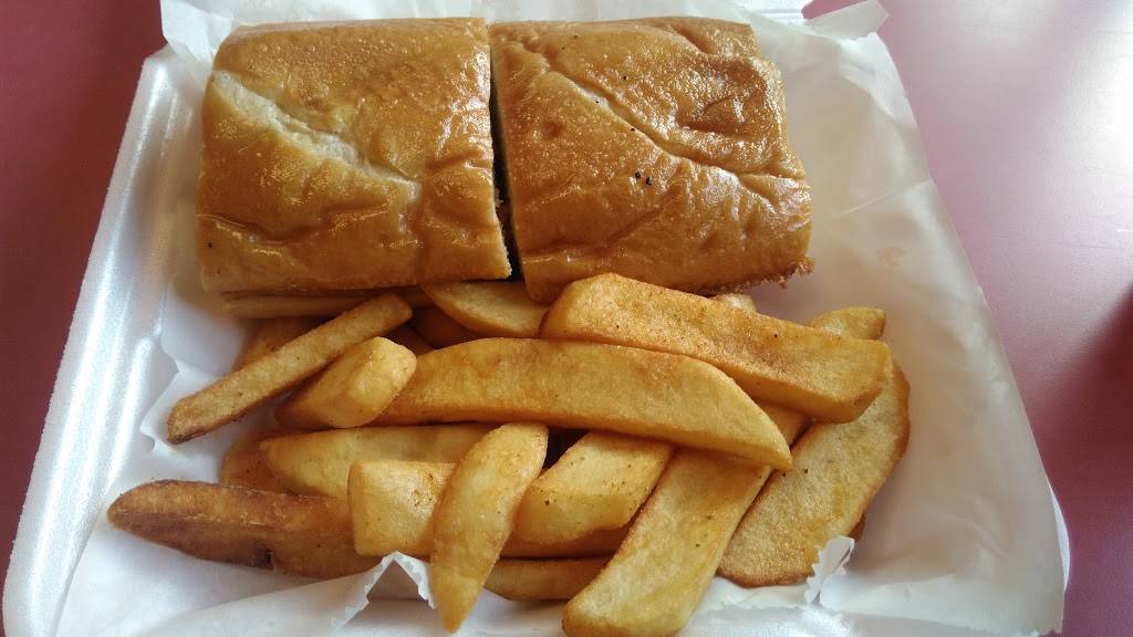 Rooster King Fried Chicken | restaurant | 216 NW Broad St E, Fairburn, GA 30213, USA | 7707743366 OR +1 770-774-3366