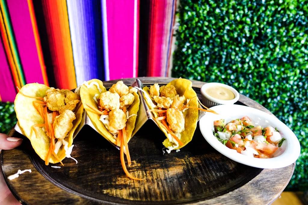 L. A. Chankla | restaurant | 5354 Wilshire Blvd, Los Angeles, CA 90036, USA | 3239368337 OR +1 323-936-8337