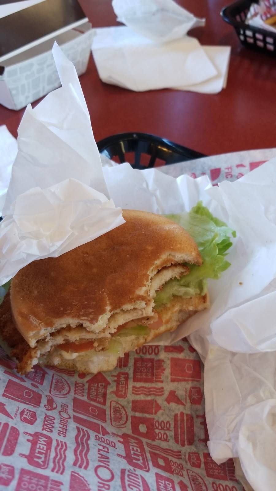 Jack in the Box | restaurant | 1817 Contra Costa Blvd, Pleasant Hill, CA 94523, USA | 9256853542 OR +1 925-685-3542