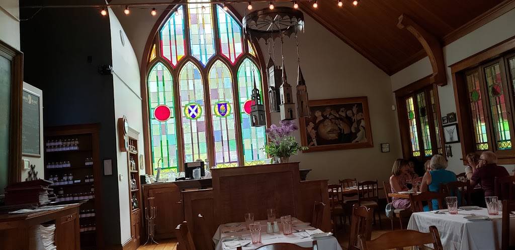 Restaurant Le Temps des Cerises Inc | restaurant | 79 Rue du Carmel, Danville, QC J0A 1A0, Canada | 8198392818 OR +1 819-839-2818