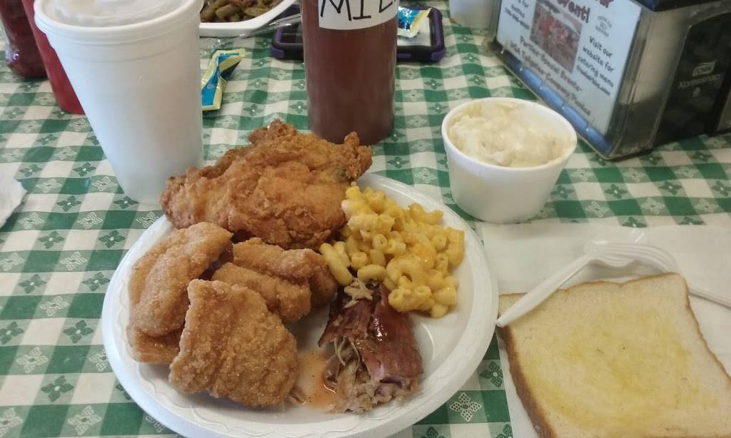 Fresh Air Barbeque | restaurant | 1110 Hull Rd, Athens, GA 30601, USA | 7065466060 OR +1 706-546-6060