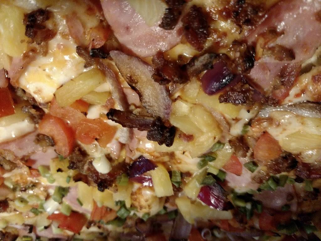 Round Table Pizza | meal delivery | 14940 Camden Ave, San Jose, CA 95124, USA | 4083719550 OR +1 408-371-9550