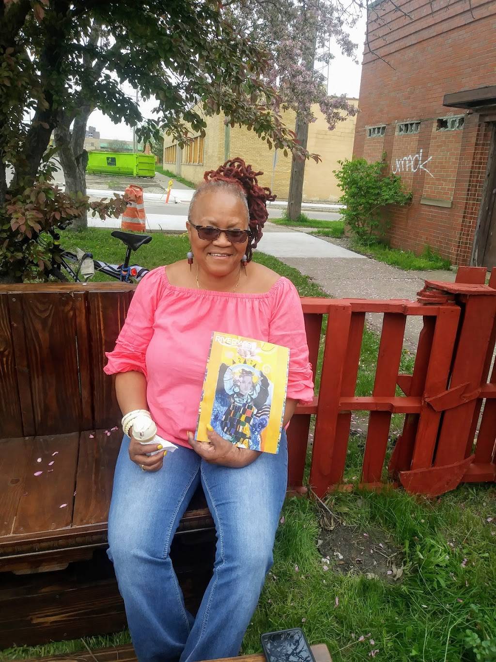 Nandis Knowledge Cafe | restaurant | 71 Oakman Blvd, Highland Park, MI 48203, USA | 3138651288 OR +1 313-865-1288