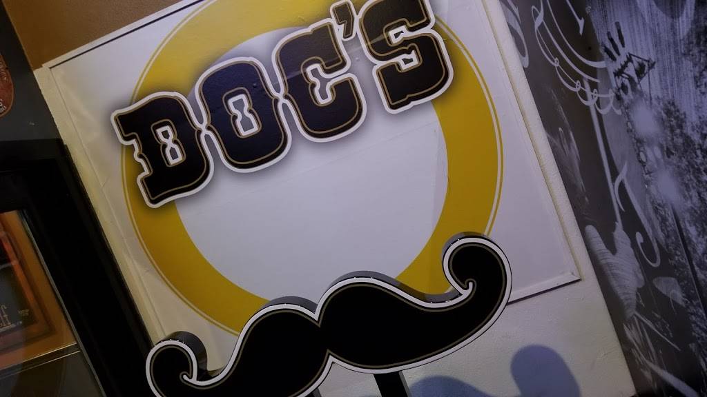 Docs Big City Saloon / Cameo Pizza | restaurant | 145 N Main St, Bowling Green, OH 43402, USA | 4193523774 OR +1 419-352-3774