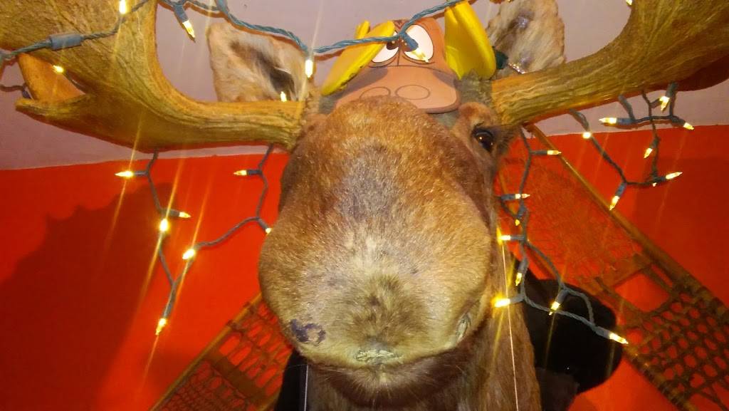 Klondike Pizza | restaurant | 104 Bridge St, Arroyo Grande, CA 93420, USA | 8054815288 OR +1 805-481-5288