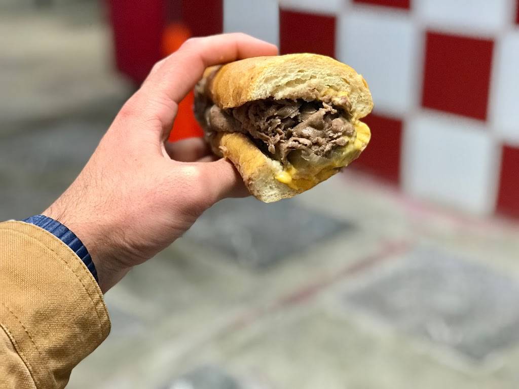 Tony Lukes | restaurant | 39 E Oregon Ave, Philadelphia, PA 19148, USA | 2155515725 OR +1 215-551-5725