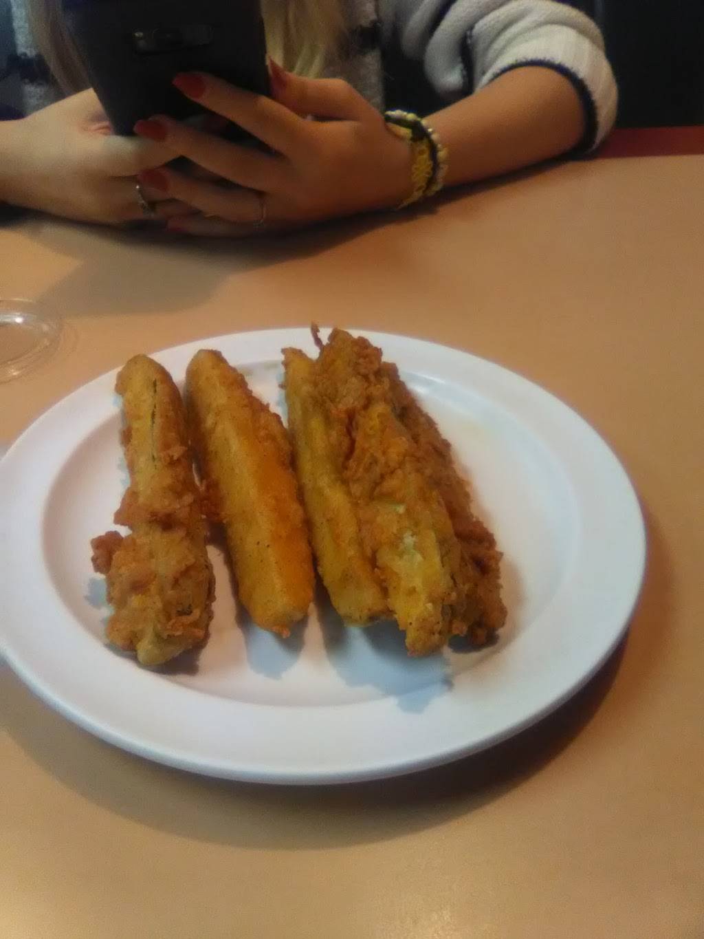 Tracys Restaurant | restaurant | 3913 Western Ave, Knoxville, TN 37921, USA | 8655249456 OR +1 865-524-9456