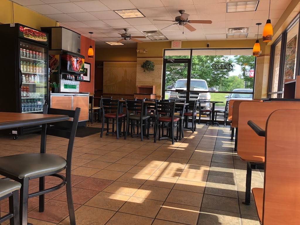 Subway | meal takeaway | 9305 E Gregory Blvd, Raytown, MO 64133, USA | 8163534930 OR +1 816-353-4930