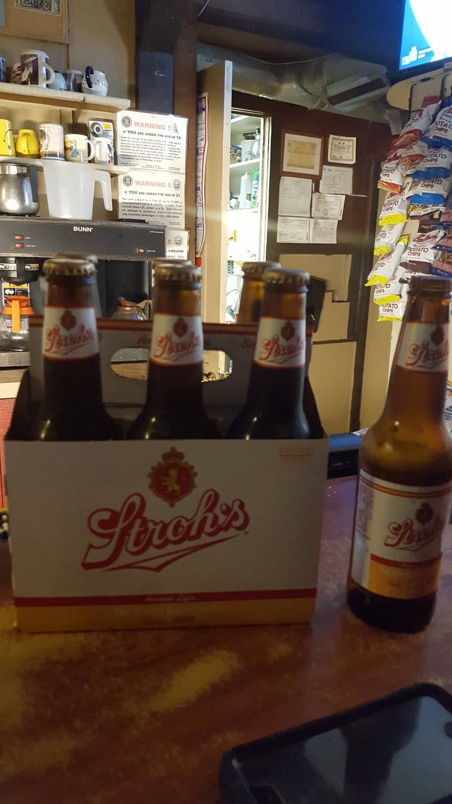 Crossroads Tavern | restaurant | 6328 Hwy 20, Wakeman, OH 44889, USA | 4408392788 OR +1 440-839-2788