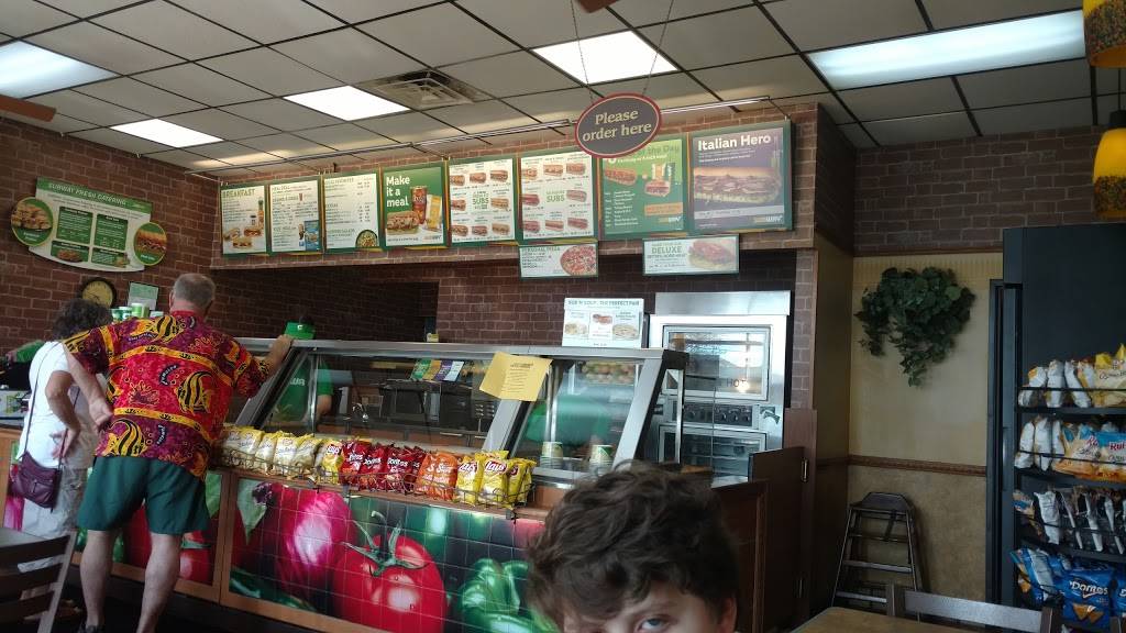 Subway | restaurant | 3520 Okemos Rd, Okemos, MI 48864, USA | 5173492550 OR +1 517-349-2550